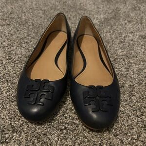 Women's Black Leather Flats